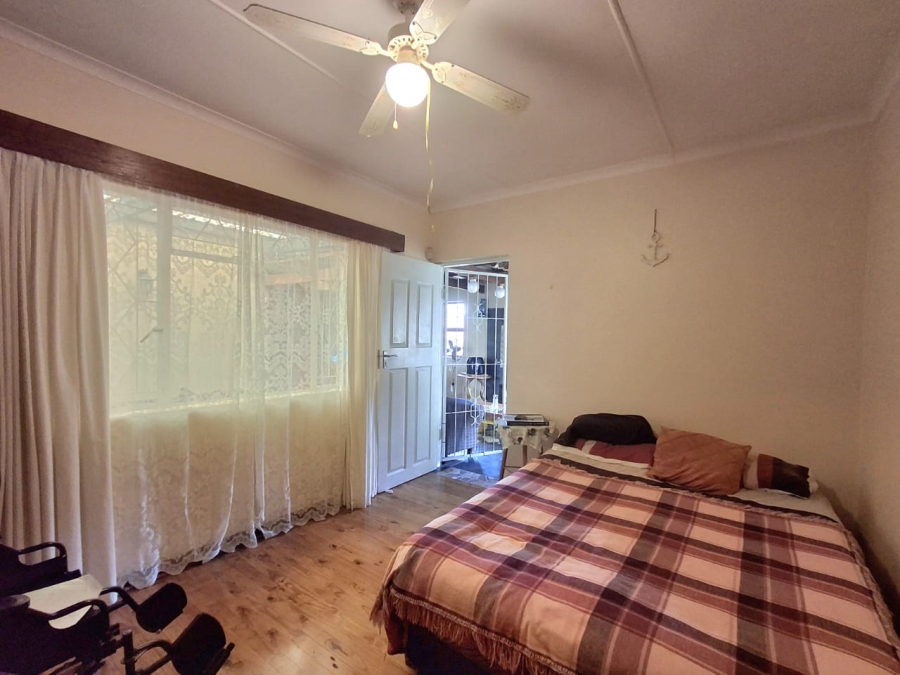 4 Bedroom Property for Sale in Summerpride Eastern Cape